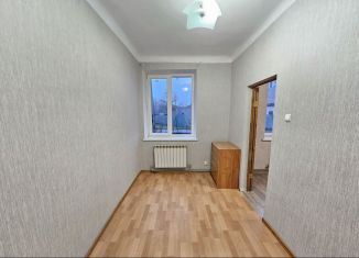 Двухкомнатная квартира на продажу, 30.3 м2, Балтийск, Черноморская улица, 8