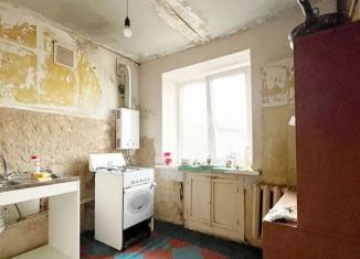Трехкомнатная квартира на продажу, 61 м2, Новомосковск, улица Дружбы