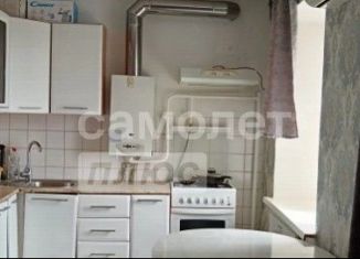 Продажа 3-ком. квартиры, 44 м2, Дзержинск, улица Урицкого, 10А