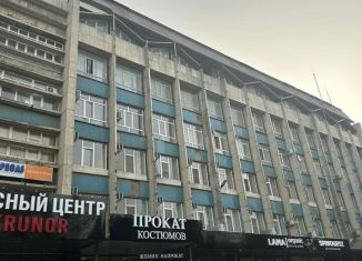 Продается офис, 700 м2, Махачкала, проспект Имама Шамиля, 76А, Советский район