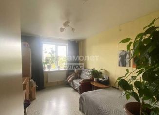 Продается 1-комнатная квартира, 33 м2, Ирбит, улица Орджоникидзе, 79А