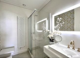 Продажа 2-ком. квартиры, 81.6 м2, Сочи, микрорайон Приморье, Курортный проспект, 105Б