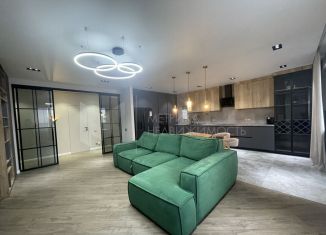 Сдается трехкомнатная квартира, 112 м2, Тюмень, Харьковская улица, 59/4, Центральный округ