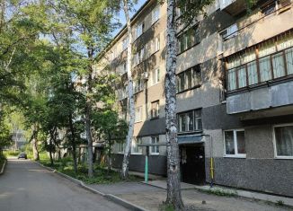 Продажа 2-ком. квартиры, 36.2 м2, Екатеринбург, Надеждинская улица, 21, метро Уральская