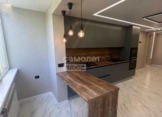 Продажа 3-ком. квартиры, 69.7 м2, Краснодар, улица 70-летия Октября, 34, микрорайон Юбилейный