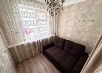 Продам 2-ком. квартиру, 55 м2, Грозный, улица У.А. Садаева, 2, 1-й микрорайон