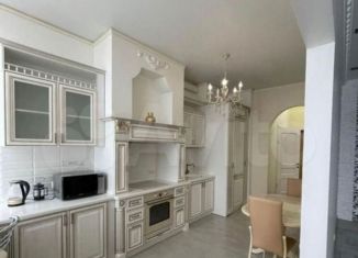 Сдаю в аренду 2-ком. квартиру, 80 м2, Ростов-на-Дону, улица Варфоломеева, 222А/108А