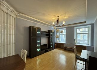 Сдается в аренду 3-ком. квартира, 80 м2, Санкт-Петербург, Большой проспект Петроградской стороны, 19, Петроградский район