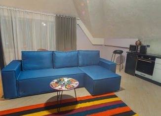 Аренда 2-комнатной квартиры, 80 м2, Махачкала, Заморская улица, 2