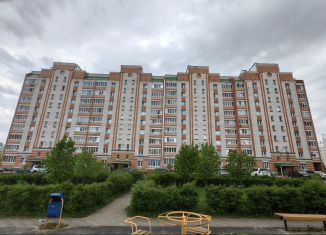 Продам однокомнатную квартиру, 45 м2, Орёл, бульвар Молодёжи, микрорайон Зареченский