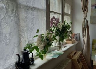 Продам 1-ком. квартиру, 30 м2, Евпатория, Караимская улица, 64