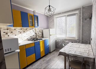 Сдача в аренду двухкомнатной квартиры, 53 м2, Орёл, улица Революции, 7, Железнодорожный район