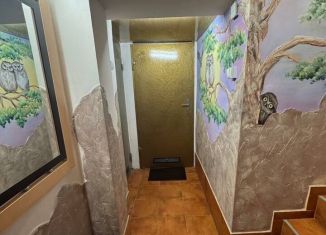 Сдается в аренду 1-ком. квартира, 17 м2, Калининград, улица Каштановая Аллея, 138