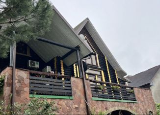 Сдается двухкомнатная квартира, 80 м2, Сочи, Санаторная улица, 57А, микрорайон Новый Сочи