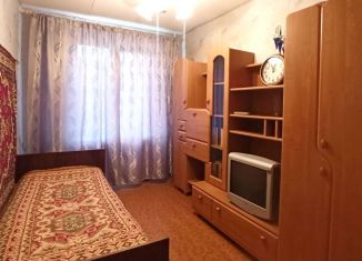Сдается трехкомнатная квартира, 54.7 м2, посёлок Шушары, Колпинское шоссе, 8