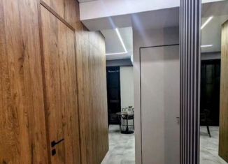 Сдам 2-ком. квартиру, 36 м2, Сочи, улица Яна Фабрициуса, 2/17, микрорайон Яна Фабрициуса