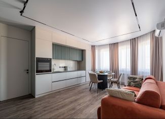 Сдам 3-ком. квартиру, 92 м2, Сочи, переулок Трунова, 6к4, микрорайон Завокзальный