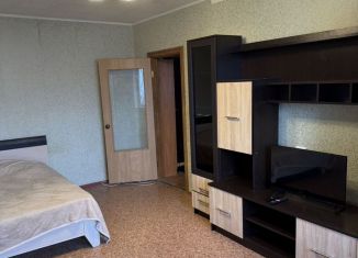 Сдаю в аренду 1-ком. квартиру, 40 м2, Белгород, бульвар Юности, 41