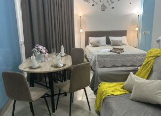 Сдам 2-комнатную квартиру, 68 м2, Сочи, Красная улица, 2, микрорайон Центральный