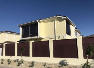 Сдается коттедж, 120 м2, поселок городского типа Заозерное, улица Аллея Дружбы, 12Ак1