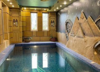 Сдача в аренду дома, 1300 м2, деревня Владычино