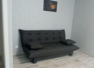 Сдаю 2-ком. квартиру, 45 м2, Кстово, Театральная улица, 27