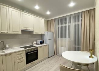 Сдается 1-комнатная квартира, 40 м2, Краснодар, Зиповская улица, микрорайон ЗИП