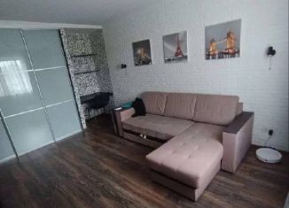 Аренда 1-ком. квартиры, 35 м2, Казань, улица Максимова, 40