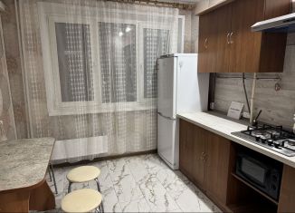 Сдаю в аренду 1-комнатную квартиру, 33 м2, Нижний Новгород, улица Генерала Зимина, 4