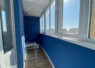 Сдам однокомнатную квартиру, 35 м2, Краснодар, улица Петра Метальникова, 38