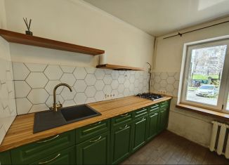 Продам 2-комнатную квартиру, 58 м2, Аксай, улица Вартанова, 18