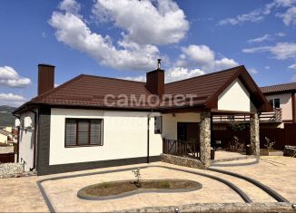 Продаю дом, 220 м2, село Борисовка, улица Генерала Кириченко, 6