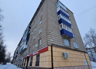 Продам 2-ком. квартиру, 40.9 м2, Бугульма, улица Газинура Гафиатуллина, 12