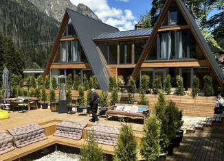 Сдам в аренду дом, 140 м2, курортный поселок Домбай, Карачаевская улица, 101Г