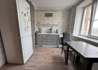 Продаю 1-комнатную квартиру, 38.7 м2, Челябинск, улица Танкистов, 181, Тракторозаводский район