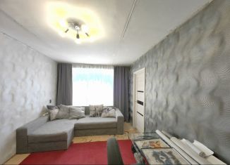 Сдам 2-ком. квартиру, 42.3 м2, Волхов, улица Калинина