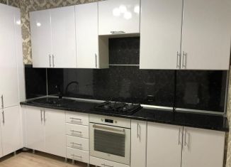 Сдам 1-комнатную квартиру, 40 м2, Майкоп, Депутатская улица, 25