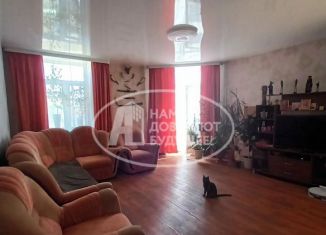 Продается 3-комнатная квартира, 89.2 м2, Чусовой, улица Ленина, 26