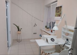 Сдам в аренду офис, 13 м2, Чехов, Симферопольское шоссе, 4с6