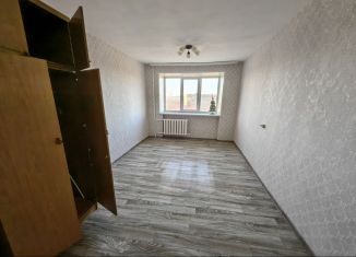 Продаю комнату, 30.8 м2, Нижний Тагил, Солнечная улица, 12