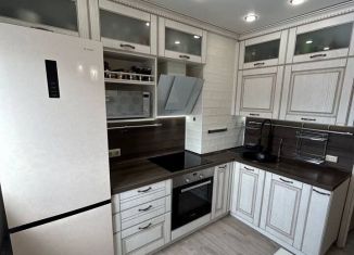 Сдаю в аренду трехкомнатную квартиру, 63 м2, Мурманск, улица Крупской, 19