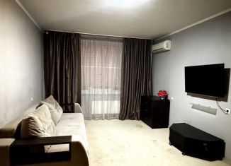 Продаю двухкомнатную квартиру, 60 м2, Краснодар, проезд Репина, 20, проезд Репина