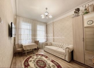 Продам 3-ком. квартиру, 42 м2, Москва, ЦАО, Малая Пионерская улица, 21