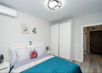 Продаю однокомнатную квартиру, 40 м2, Тюмень, улица Газовиков, 73к4, ЖК Европейский Берег