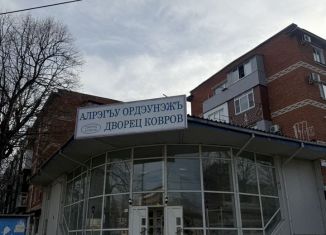 Продаю помещение свободного назначения, 330 м2, Майкоп, Пролетарская улица, 229