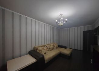 Сдается в аренду двухкомнатная квартира, 52 м2, Оренбург, Дзержинский район, Брестская улица, 28