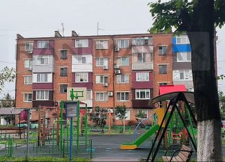 Продается 2-комнатная квартира, 37 м2, Майкоп, Почтовый переулок, 2