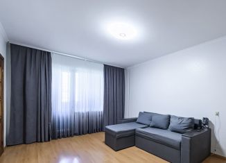 Продам 3-комнатную квартиру, 79.2 м2, Краснодар, улица Академика Лукьяненко, 30, микрорайон Микрохирургии глаза