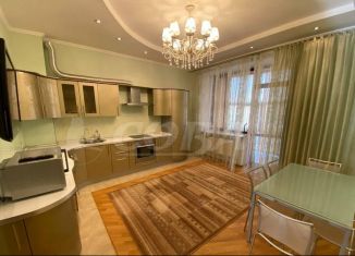 Сдача в аренду 3-комнатной квартиры, 139.4 м2, Тюмень, улица Володарского, 17, Центральный округ