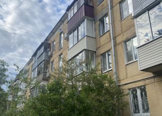Продается 2-ком. квартира, 42.2 м2, Серпухов, улица Крупской, 4А